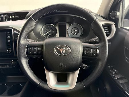2024-Toyota-Hilux-28-GD-6-Raised-Body-Raider-Auto-Double-Cab_11