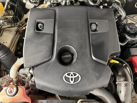 2024-Toyota-Hilux-28-GD-6-Raised-Body-Raider-Auto-Double-Cab_13