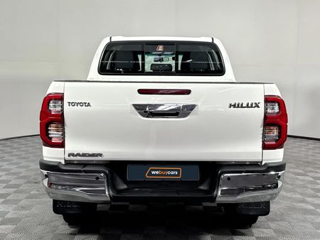 2024-Toyota-Hilux-28-GD-6-Raised-Body-Raider-Auto-Double-Cab_17