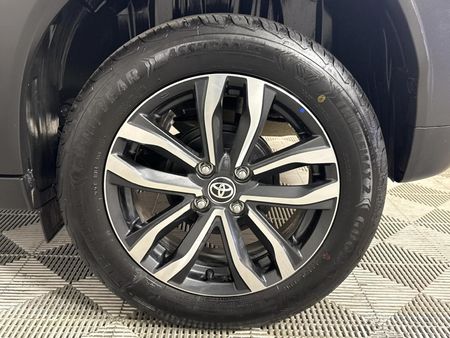 2026-Toyota-Starlet-Cross-15XR_6