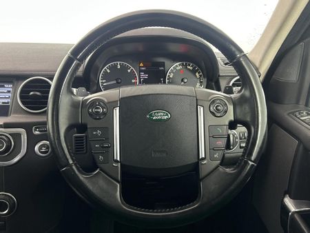 2013-Land-Rover-Discovery-4-30-TD-SD-V6-SE_12