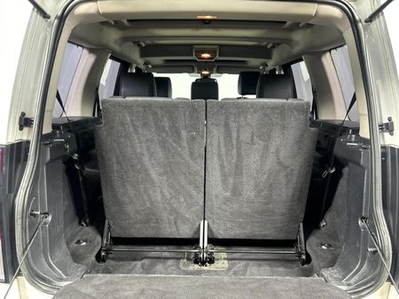 2013-Land-Rover-Discovery-4-30-TD-SD-V6-SE_14