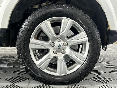 2013-Land-Rover-Discovery-4-30-TD-SD-V6-SE_5