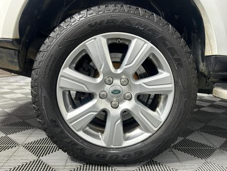 2013-Land-Rover-Discovery-4-30-TD-SD-V6-SE_7