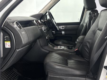 2013-Land-Rover-Discovery-4-30-TD-SD-V6-SE_8