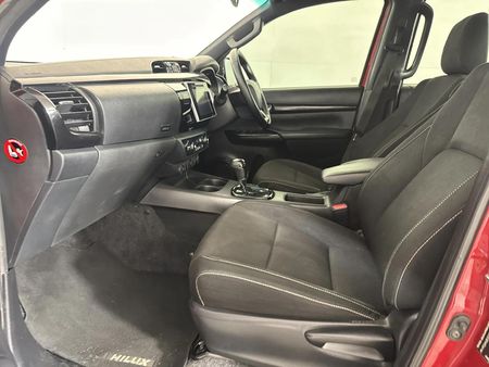 2019-Toyota-Hilux-28-GD-6-Raised-Body-Auto-Raider-Double-Cab_8