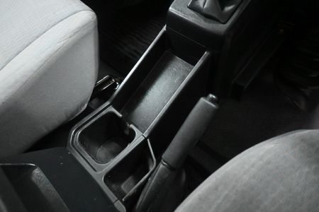 2024-Toyota-Land-Cruiser-79-28-GD-6-Auto-Double-Cab_11