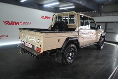 2024-Toyota-Land-Cruiser-79-28-GD-6-Auto-Double-Cab_3