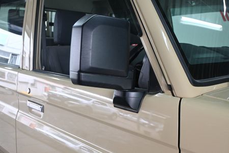 2024-Toyota-Land-Cruiser-79-28-GD-6-Auto-Double-Cab_6