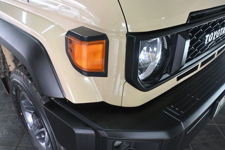 2024-Toyota-Land-Cruiser-79-28-GD-6-Auto-Double-Cab_7