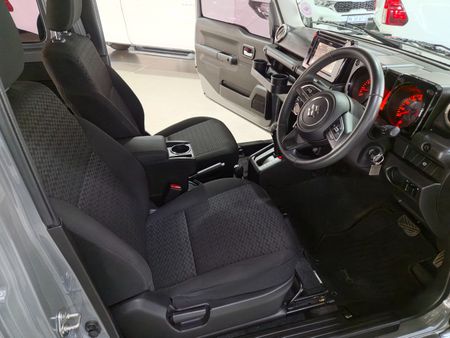 2022-Suzuki-Jimny-15-GLX-Auto_20