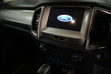 2021-Ford-Everest-20D-Bi-Turbo-XLT-Auto_9