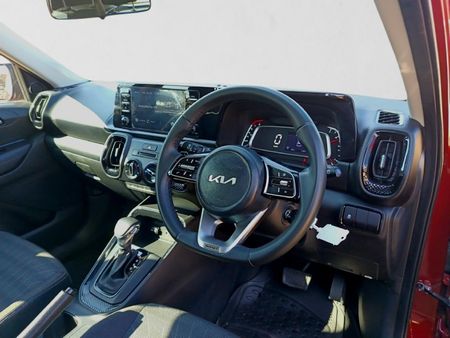 2024-Kia-Sonet-15-EX-CVT_13