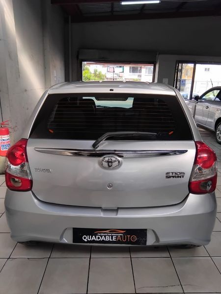 2018-Toyota-Etios-15-XS_4