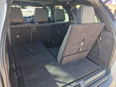 2018-Land-Rover-Discovery-20-SE_10