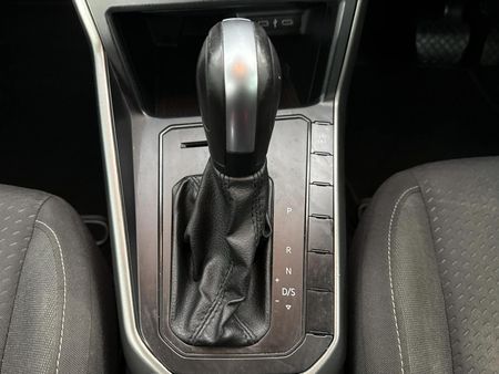 2019-Volkswagen-Polo-10-TSI-Comfortline-Auto_10