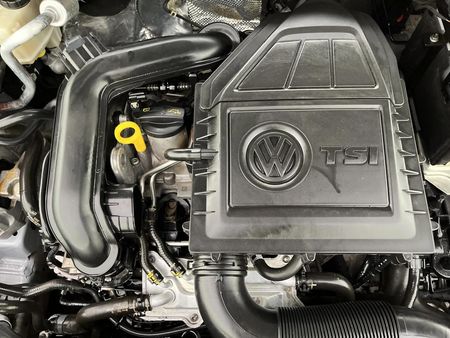 2019-Volkswagen-Polo-10-TSI-Comfortline-Auto_12