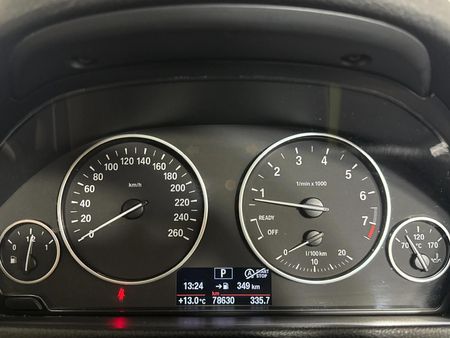 2012-BMW-3-Series-320i-Auto_2