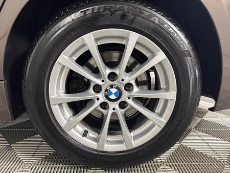 2012-BMW-3-Series-320i-Auto_4