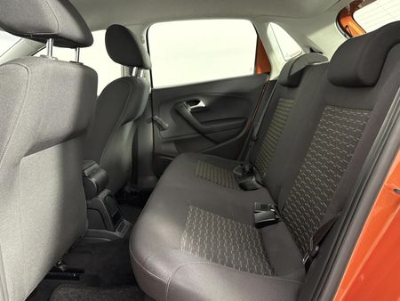 2020-Volkswagen-Polo-Vivo-16-Maxx-5-dr_3