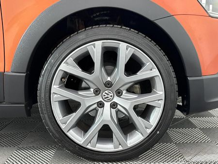 2020-Volkswagen-Polo-Vivo-16-Maxx-5-dr_4