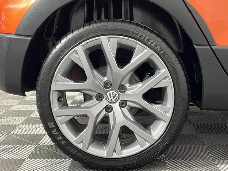 2020-Volkswagen-Polo-Vivo-16-Maxx-5-dr_7