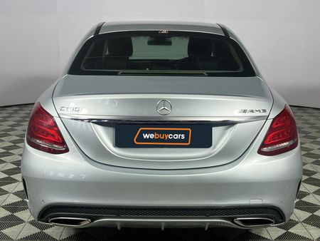 2017-Mercedes-Benz-C-Class-C-180-AMG-Line-Auto_13