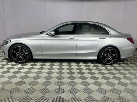 2017-Mercedes-Benz-C-Class-C-180-AMG-Line-Auto_14