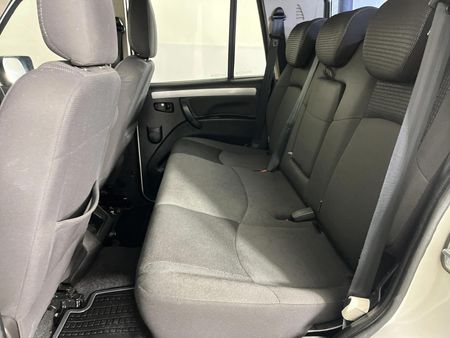 2024-Mahindra-Pik-Up-22-mHawk-S6-Karoo-Auto-Double-Cab_3
