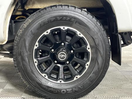 2024-Mahindra-Pik-Up-22-mHawk-S6-Karoo-Auto-Double-Cab_6