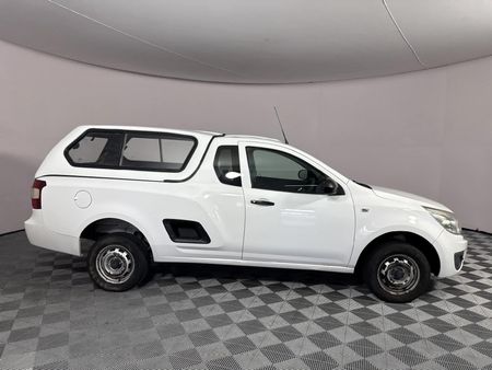 2015-Chevrolet-Utility-14-AC_15