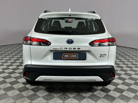 2025-Toyota-Corolla-Cross-18-XR-Hybrid_18