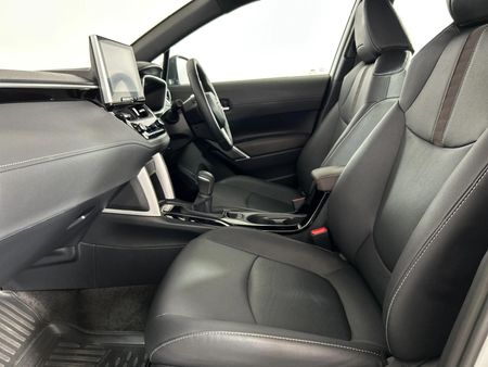 2025-Toyota-Corolla-Cross-18-XR-Hybrid_8