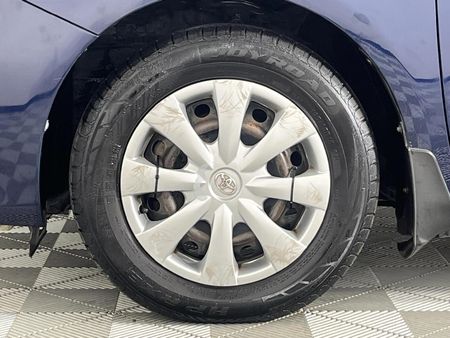 2012-Toyota-Corolla-13-Professional_4