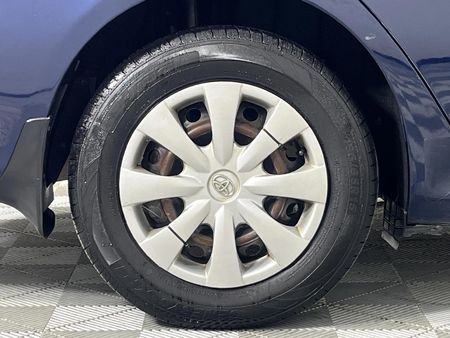 2012-Toyota-Corolla-13-Professional_7