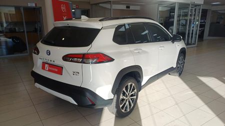 2026-Toyota-Corolla-Cross-18-XR-Hybrid_7