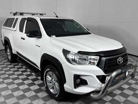 2019-Toyota-Hilux-24-GD-6-Raised-Body-SRX-Auto-Extended-Cab_15
