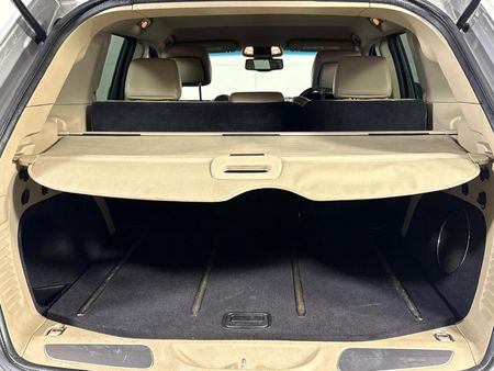 2012-Jeep-Grand-Cherokee-36-Limited_12