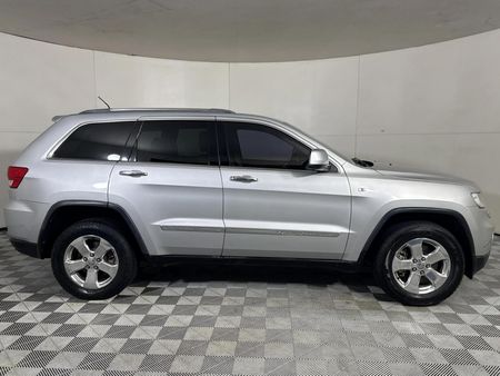 2012-Jeep-Grand-Cherokee-36-Limited_15