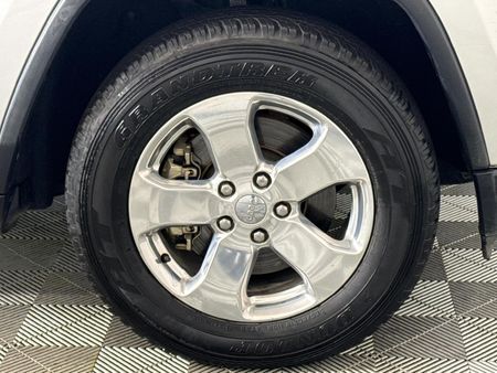 2012-Jeep-Grand-Cherokee-36-Limited_5