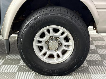 2005-Mitsubishi-Colt-3000i-Rodeo-4x4-Double-Cab_4