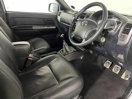 2015-GWM-Steed-5-22-MPi-Double-Cab_9
