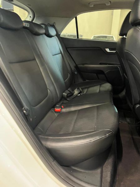 2019-Kia-Rio-14-Tec-5-dr-Auto_12