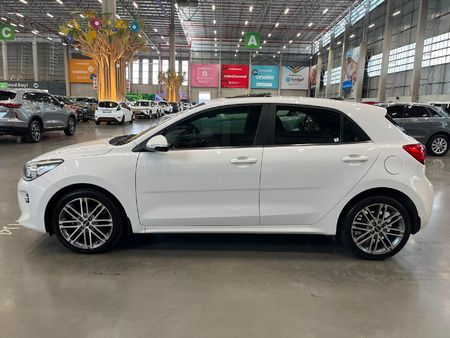 2019-Kia-Rio-14-Tec-5-dr-Auto_3