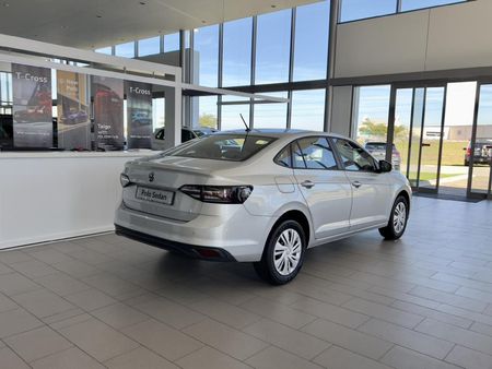 2026-Volkswagen-Polo-16-Classic-Auto_3
