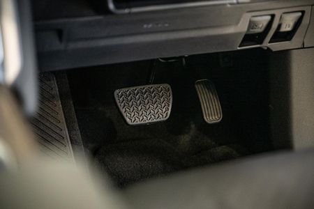 2026-Toyota-Land-Cruiser-300-V6-33D-ZX_13