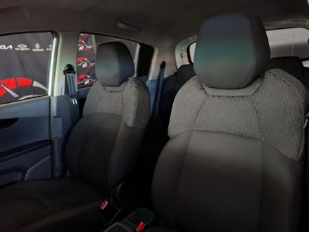 2019-Mahindra-KUV-100-12-TD-K6-NXT_13