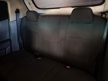 2019-Mahindra-KUV-100-12-TD-K6-NXT_18