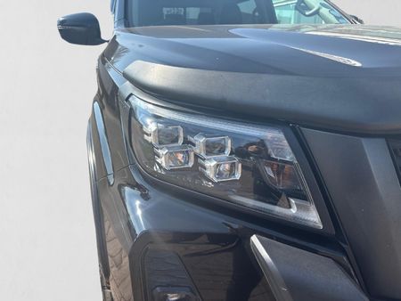 2021-Nissan-Navara-25-DDTi-PRO-4X-4X4-Auto-Double-Cab_8