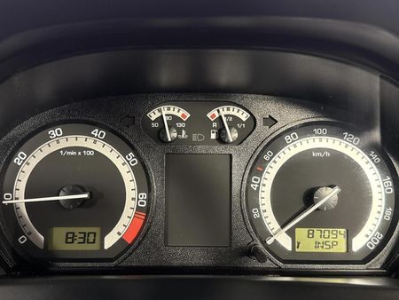2006-Volkswagen-Citi-14i-Velociti_2